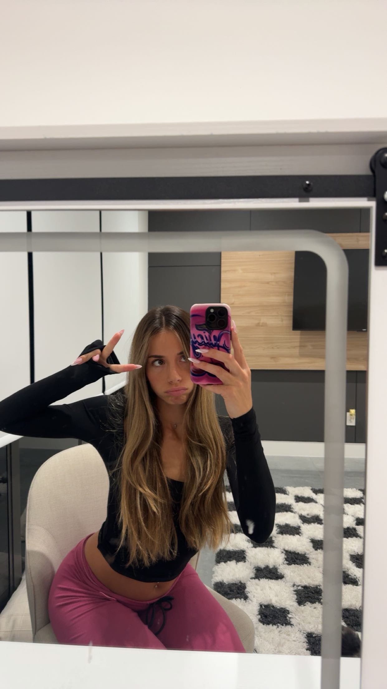 sadie.mckenna snapchat image archive image