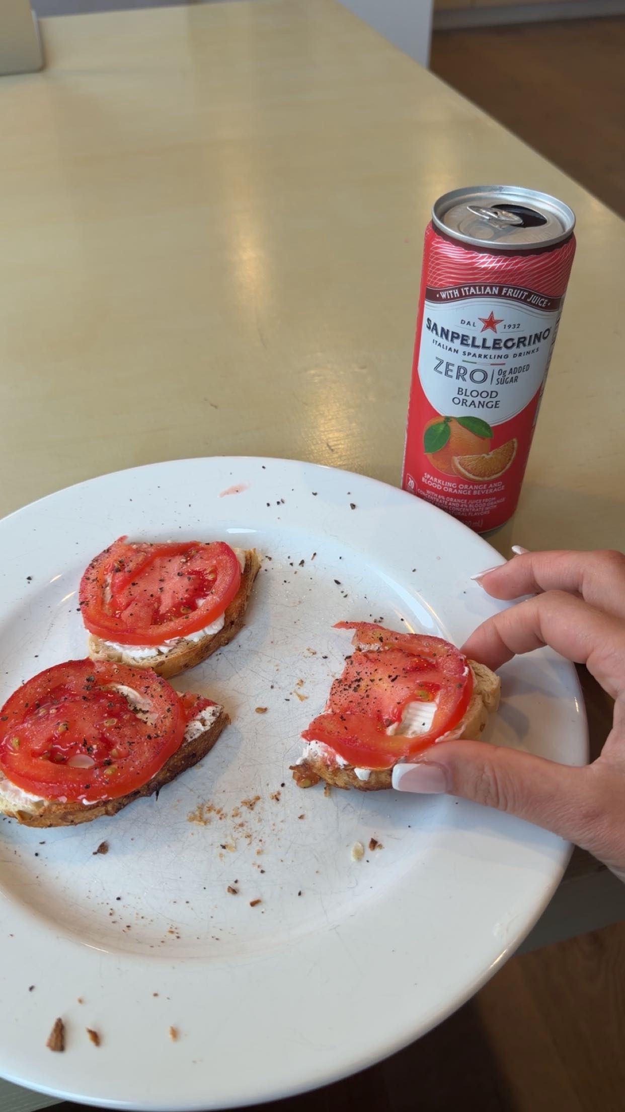 sadie.mckenna snapchat image archive image