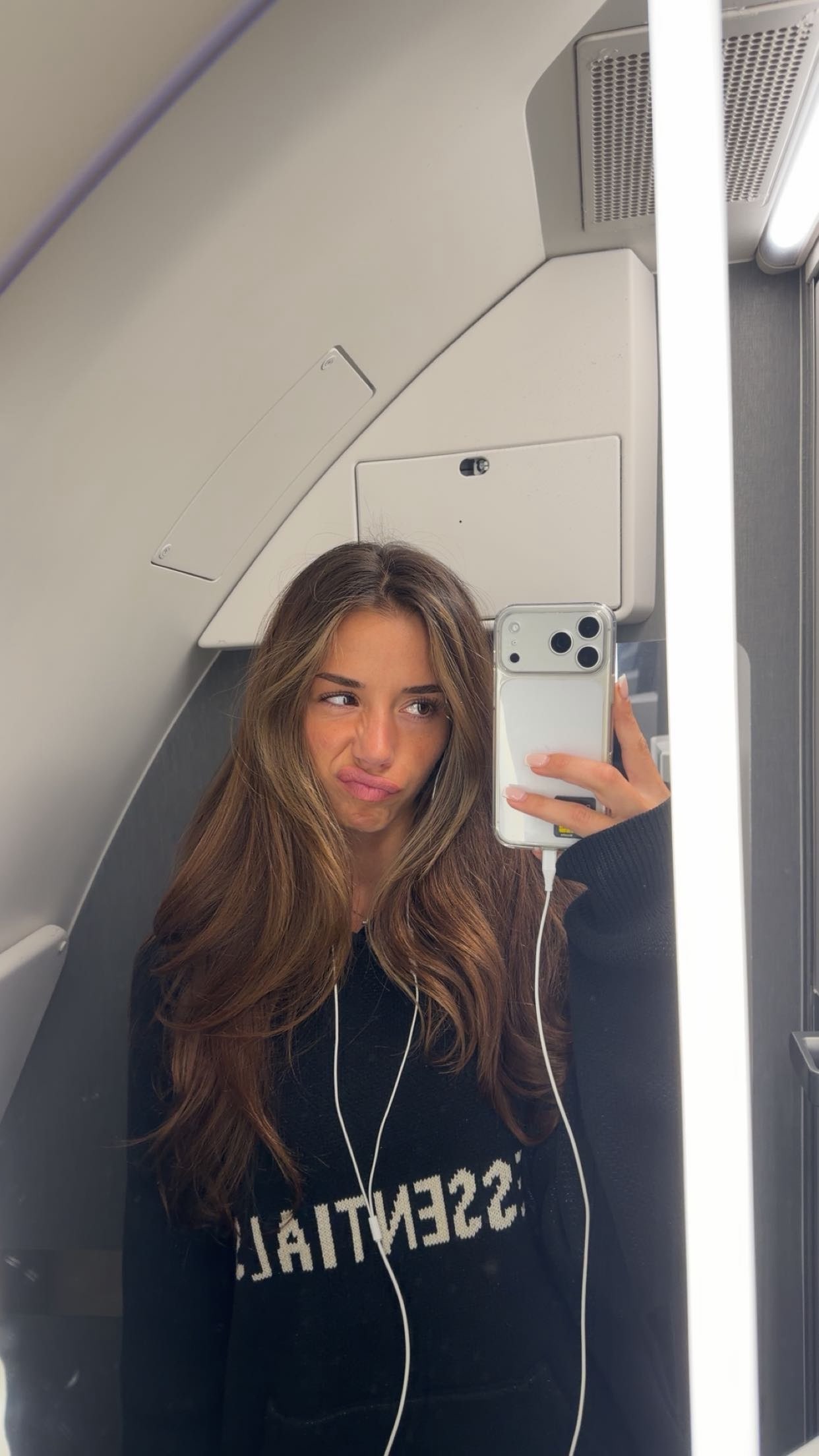 sadie.mckenna snapchat image archive image