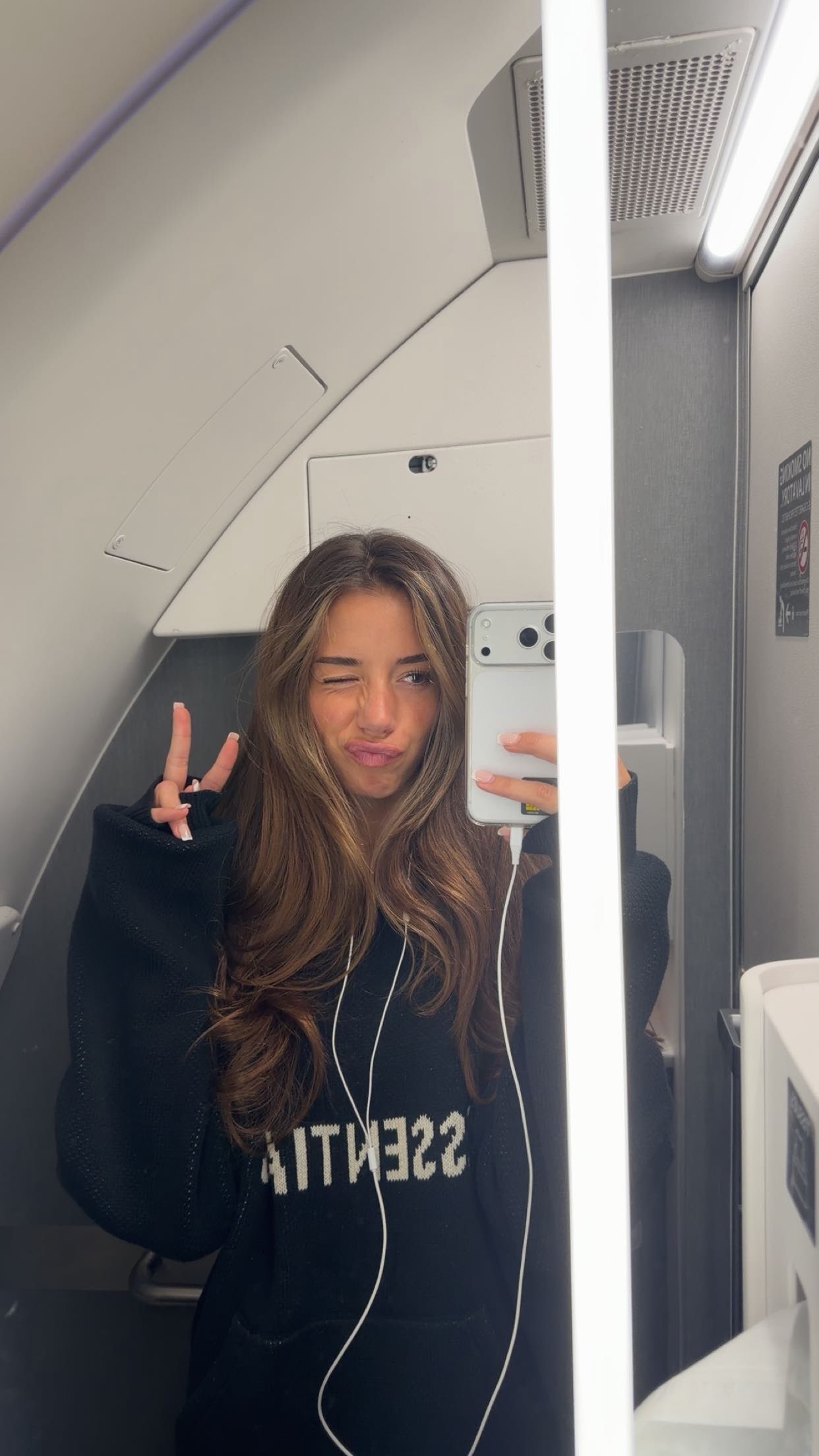 sadie.mckenna snapchat image archive image