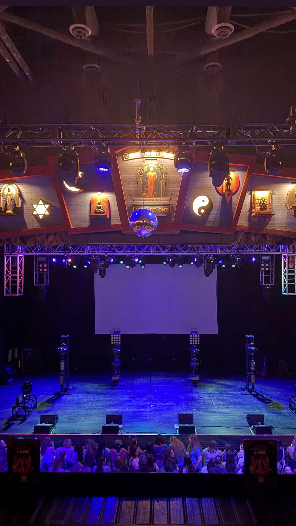 sadie.mckenna snapchat image archive image