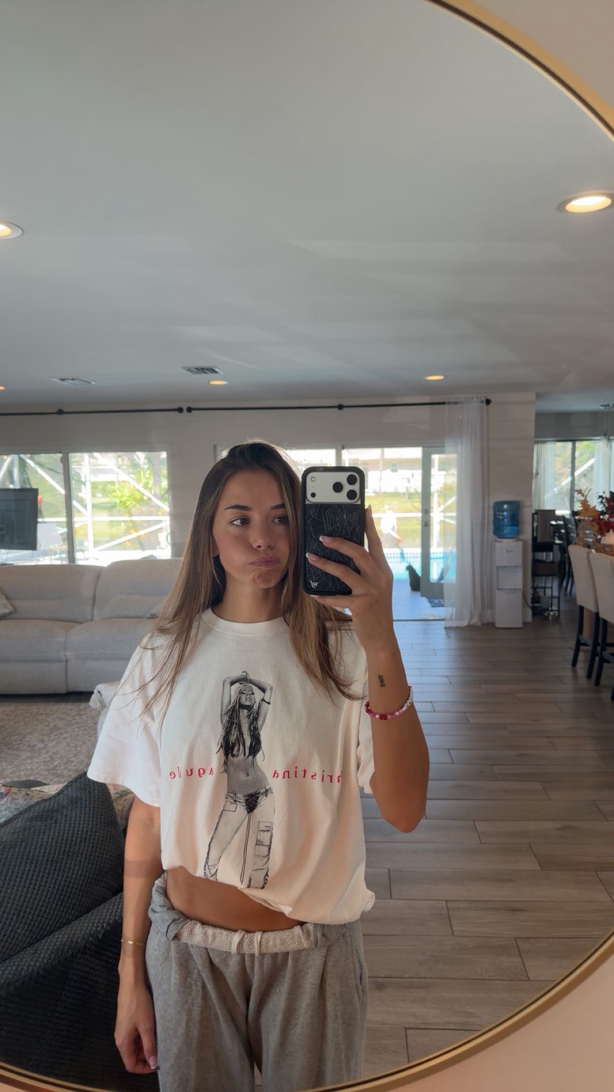 sadie.mckenna snapchat image archive image