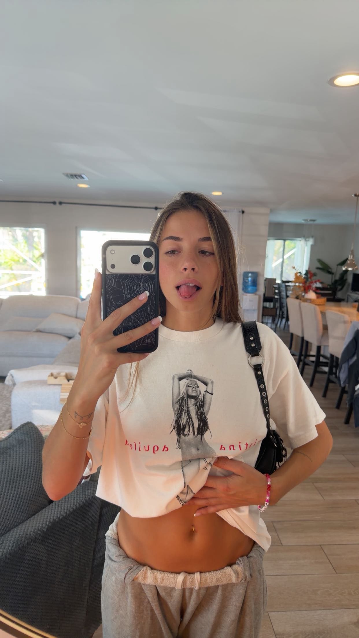 sadie.mckenna snapchat image archive image