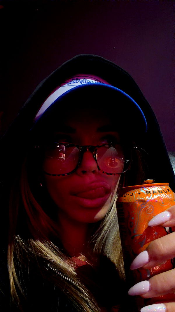 sadie.mckenna image ~ Altpins