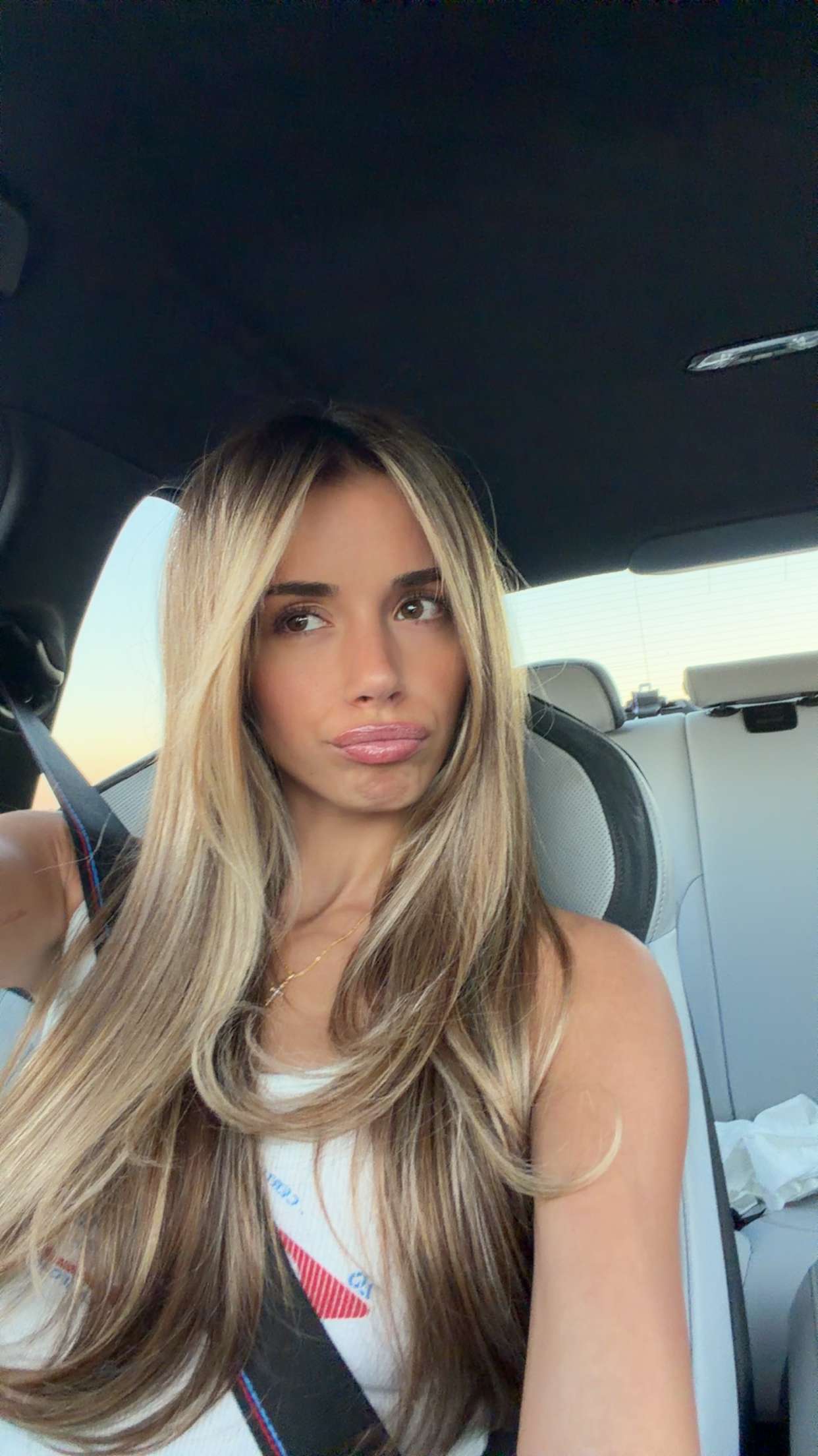 sadie.mckenna snapchat image archive image