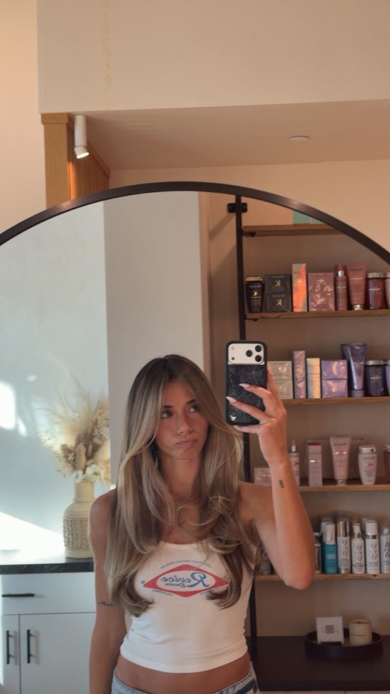 sadie.mckenna snapchat image archive image