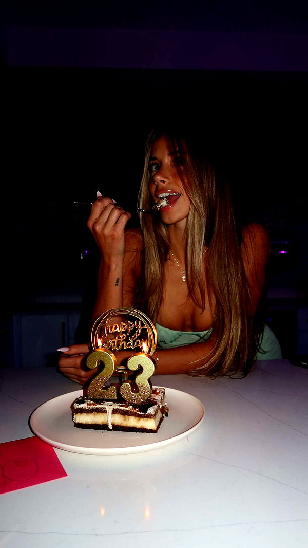 sadie.mckenna image ~ Altpins