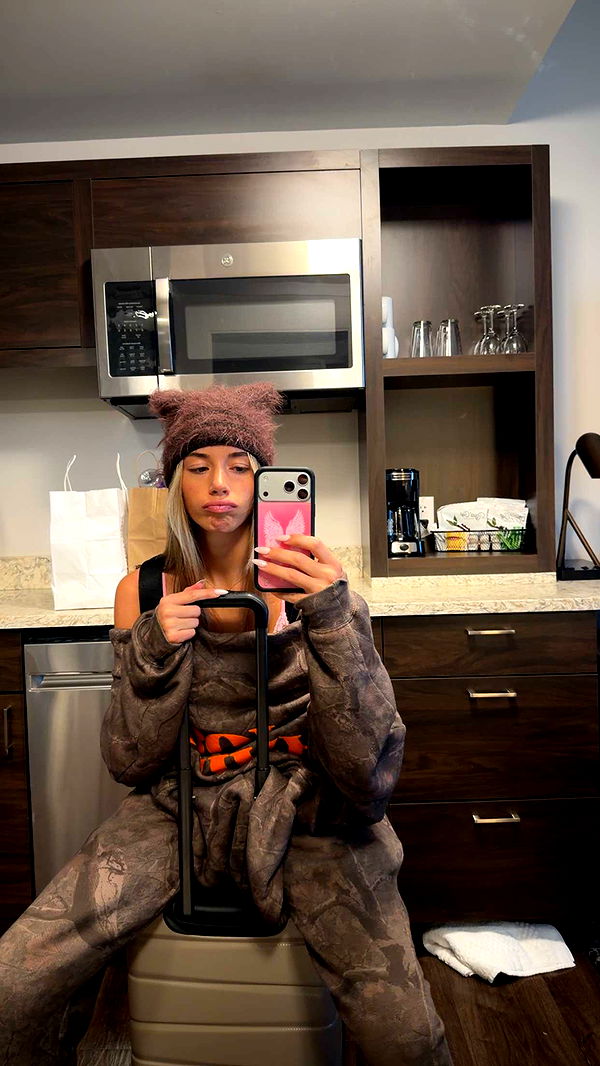 sadie.mckenna image ~ Altpins