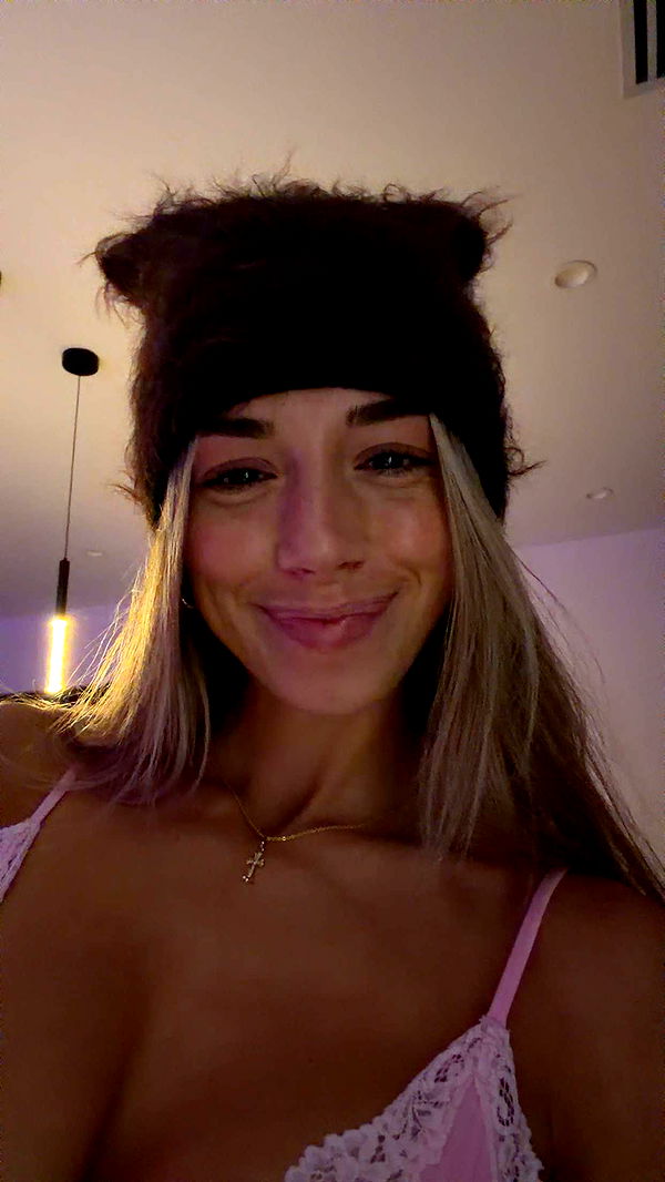 sadie.mckenna image ~ Altpins