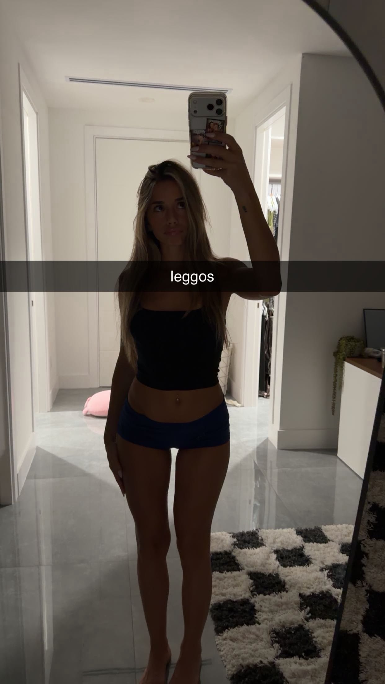 sadie.mckenna snapchat image archive image