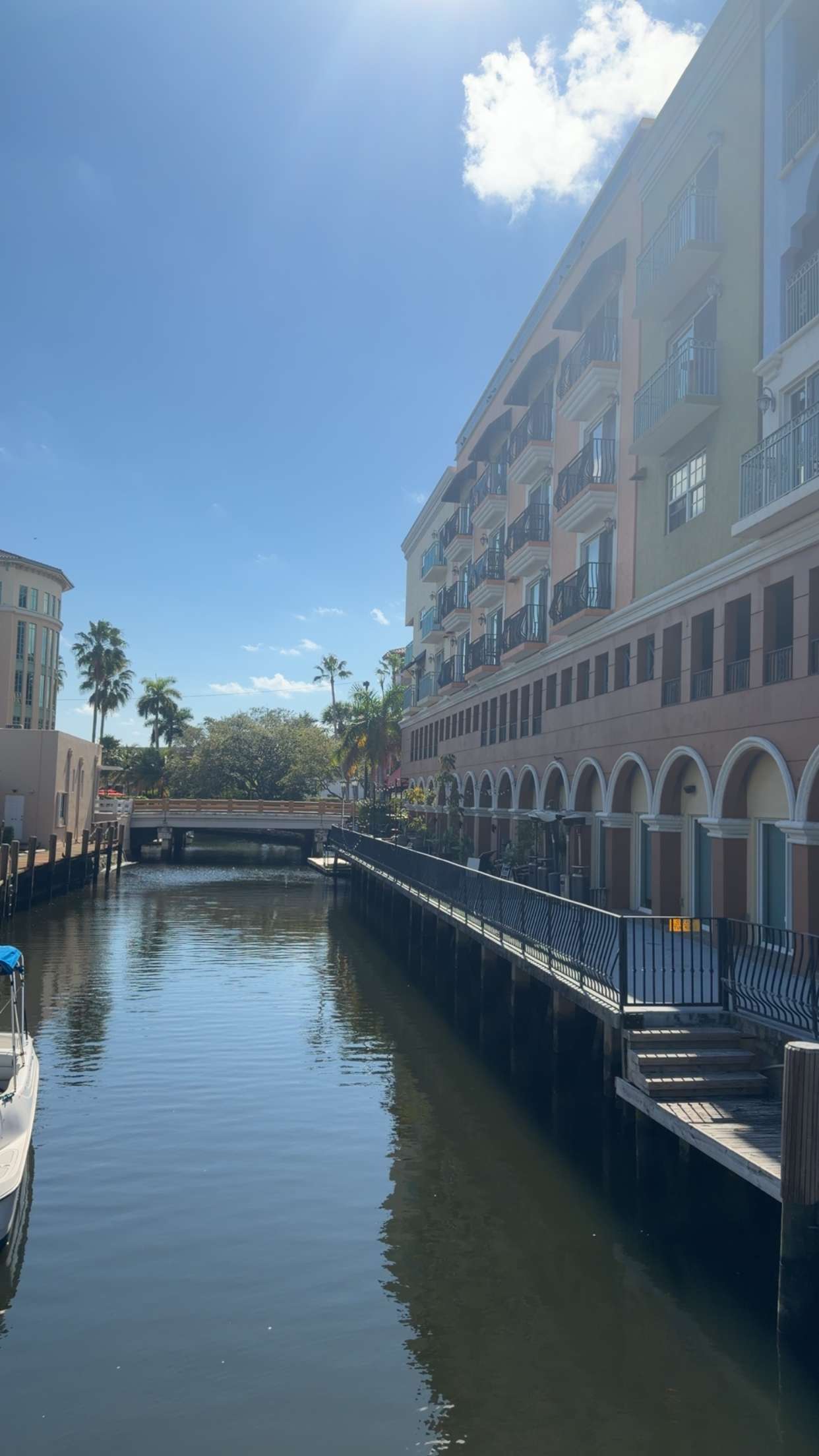 sadie.mckenna snapchat image archive image