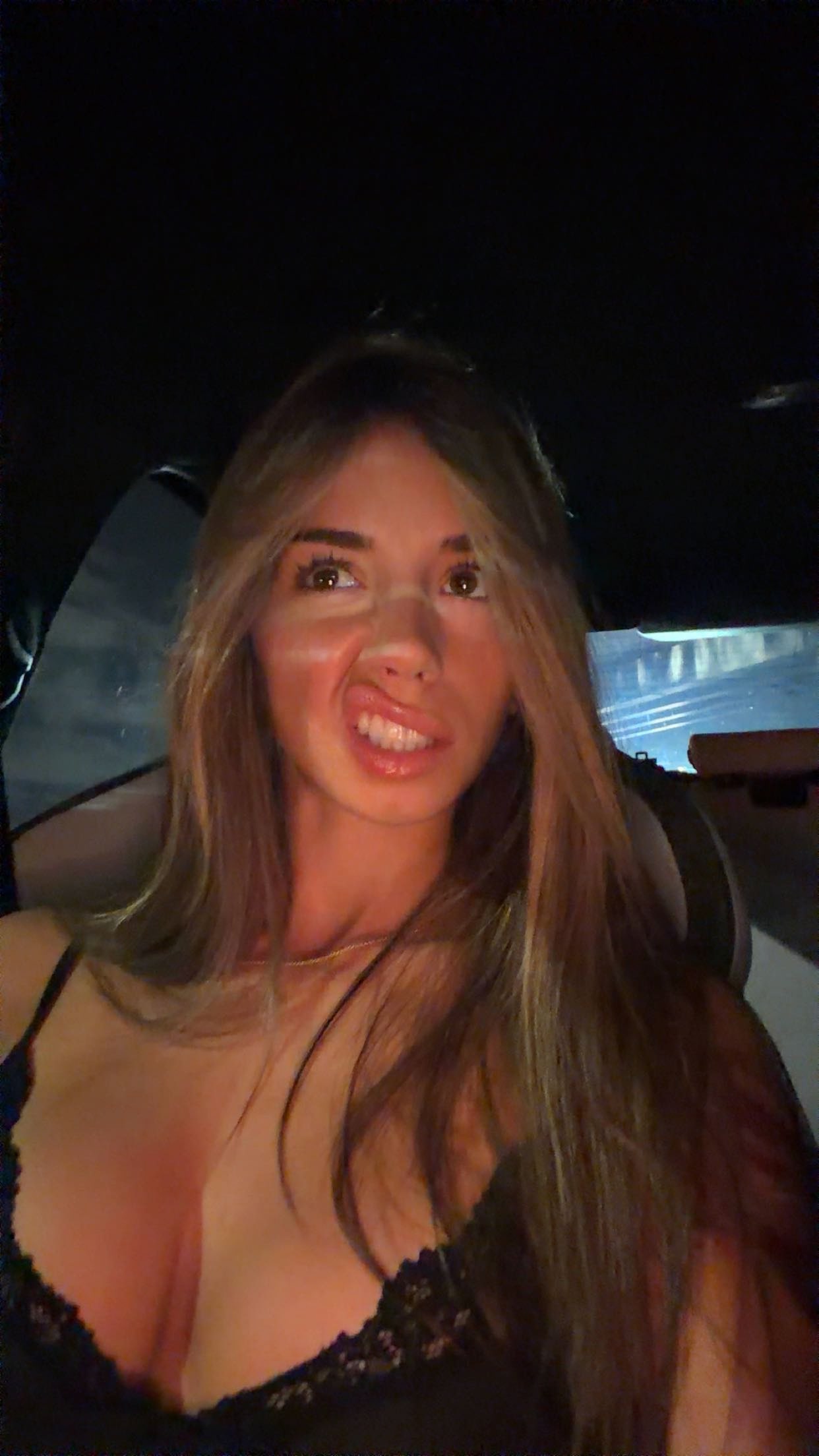 sadie.mckenna snapchat image archive image