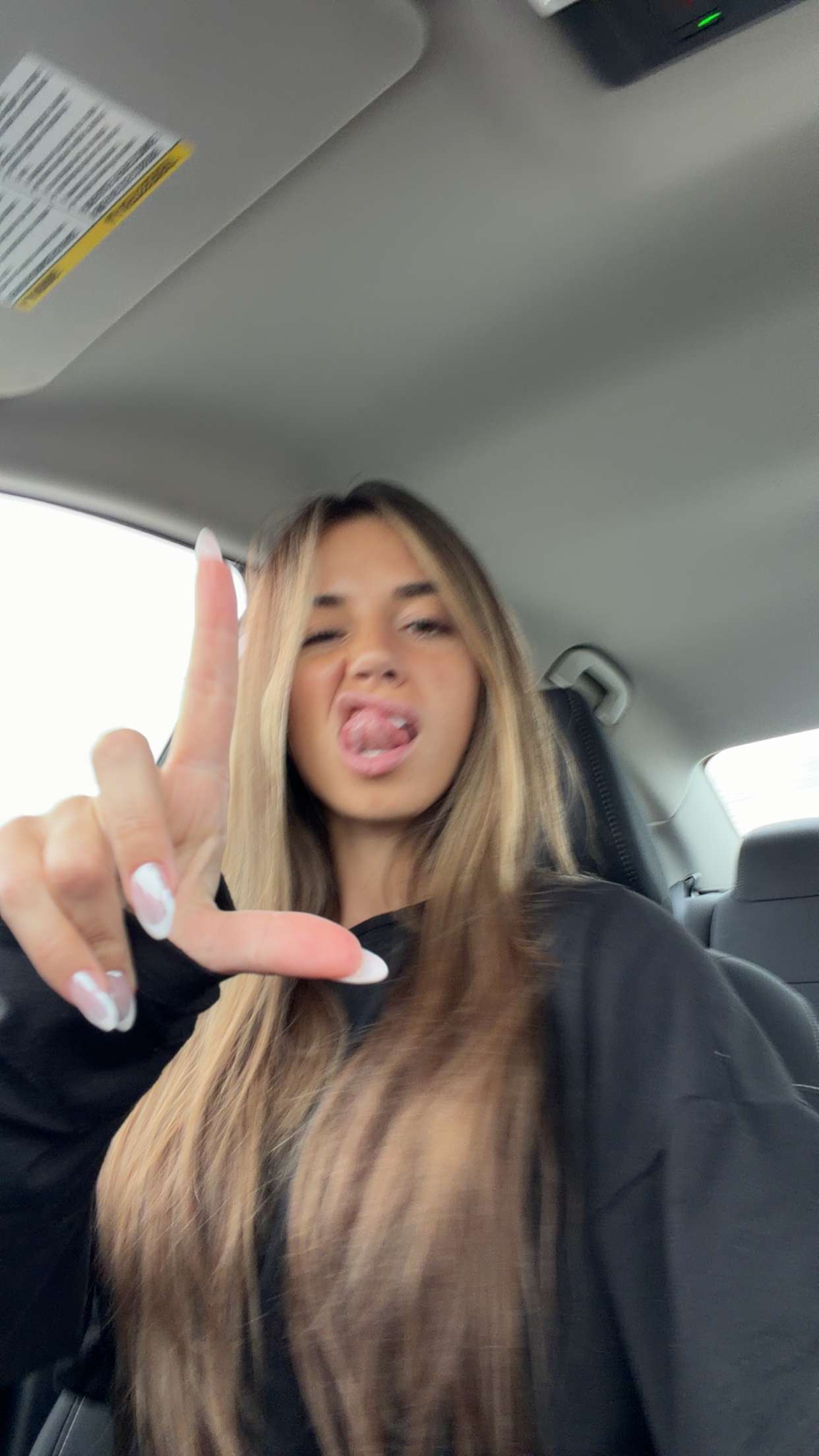 sadie.mckenna snapchat image archive image