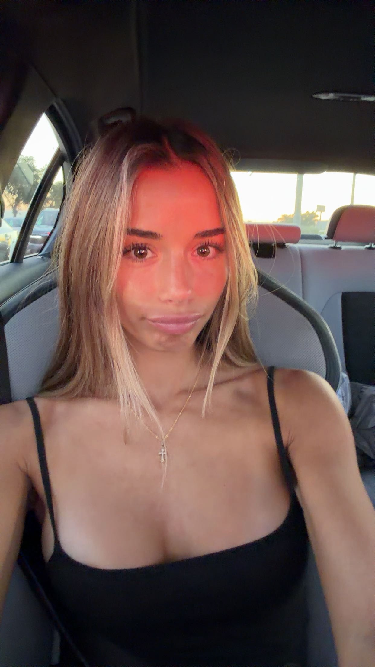 sadie.mckenna snapchat image archive image