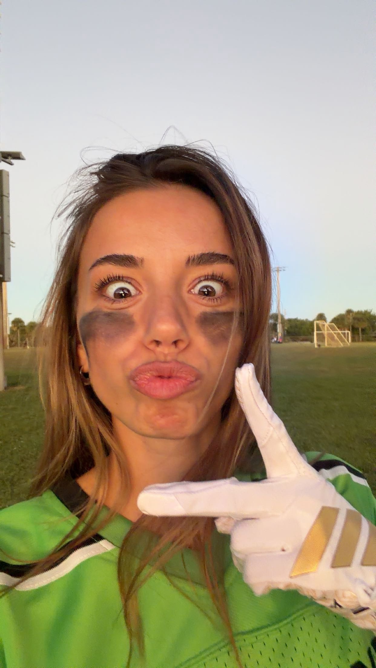 sadie.mckenna snapchat image archive image