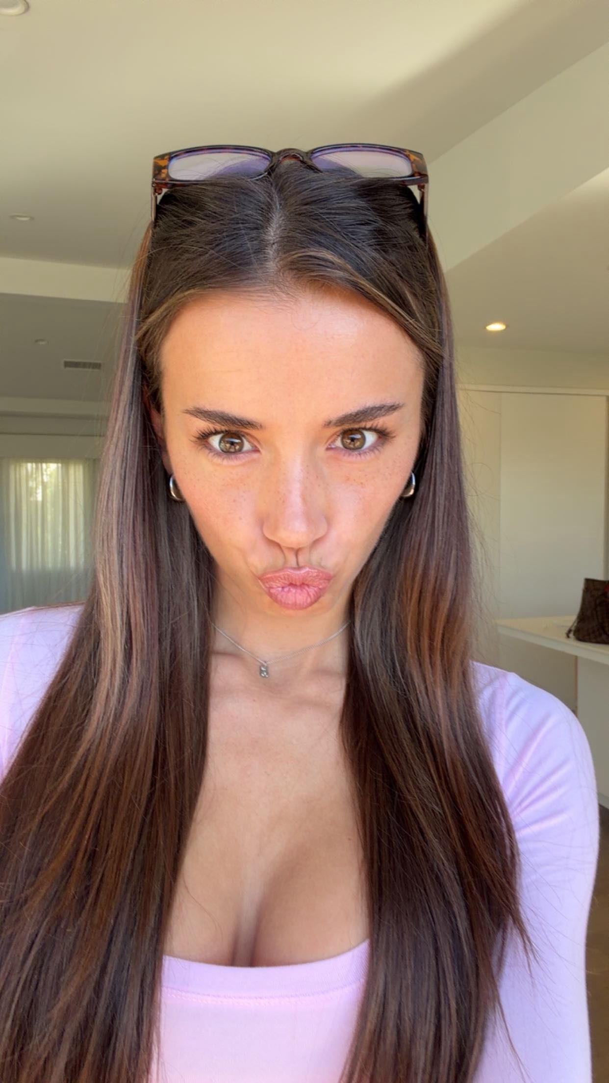 sadie.mckenna snapchat image archive image