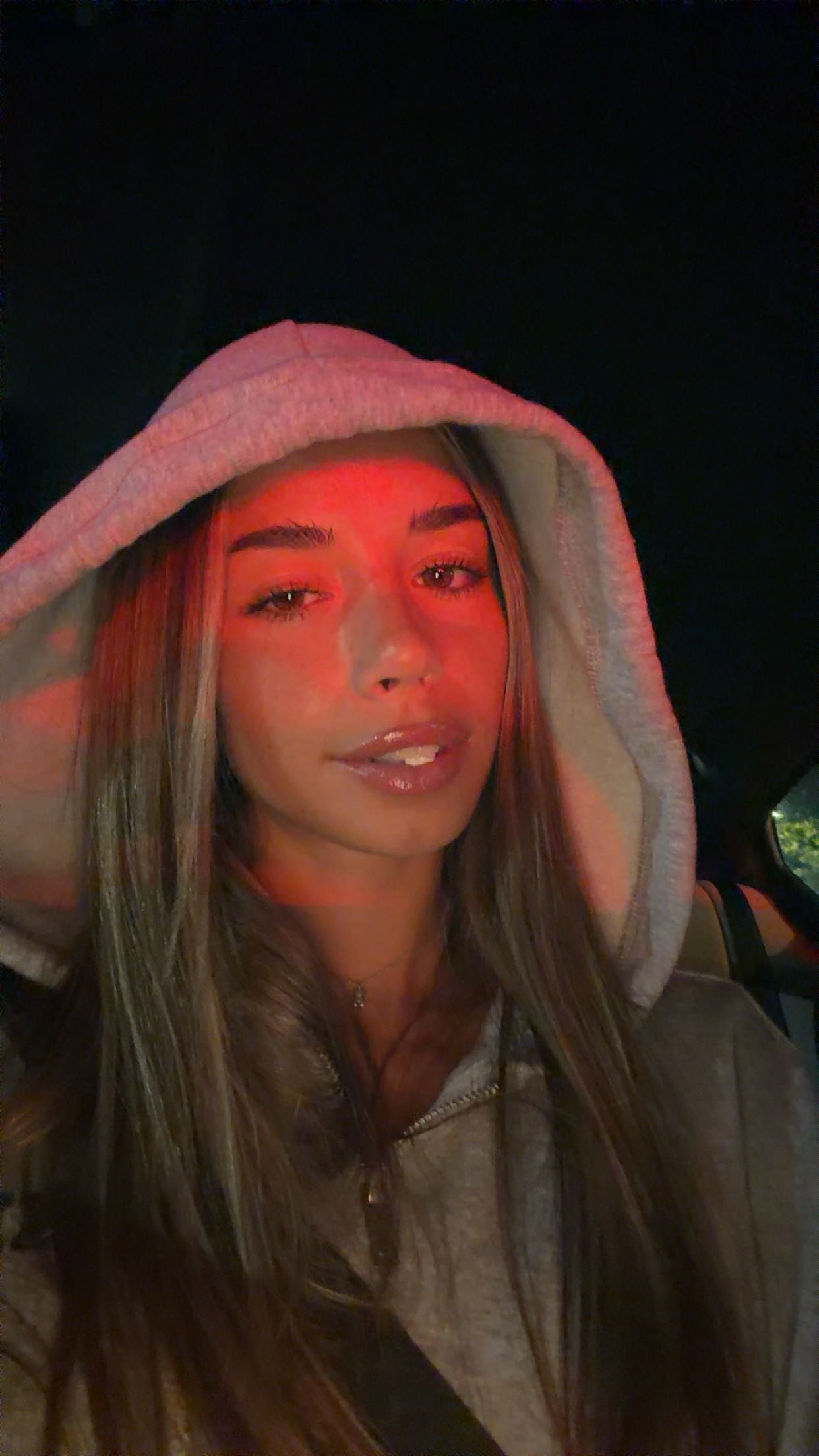 sadie.mckenna snapchat image archive image