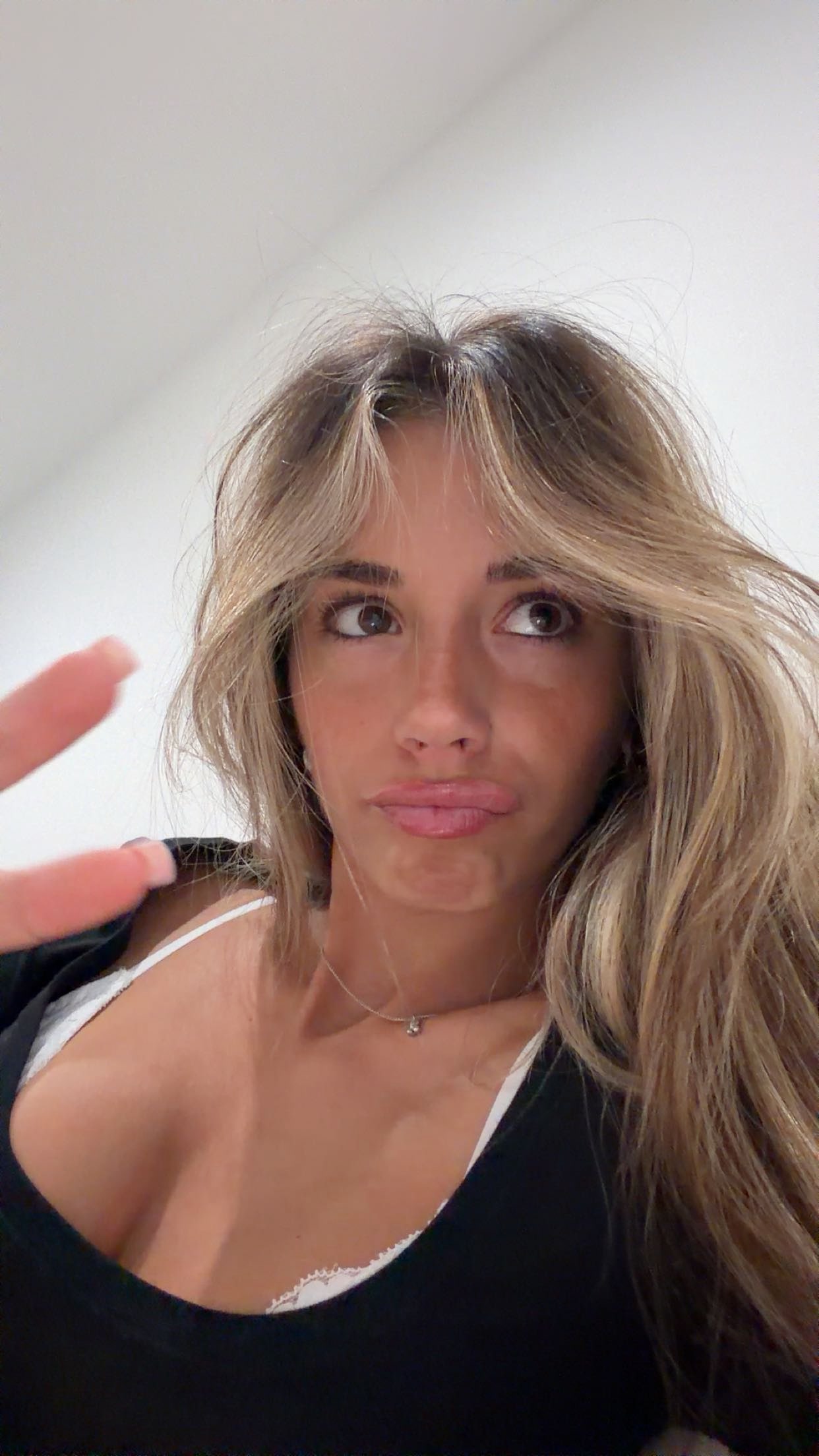 sadie.mckenna snapchat image archive image