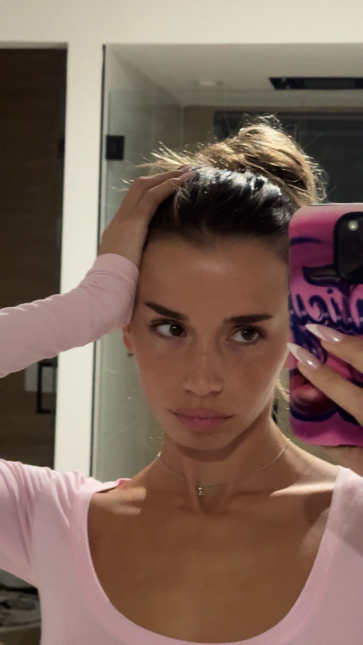 sadie.mckenna snapchat image archive image