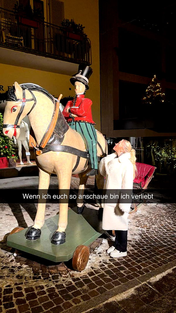 samantrasunny image ~ Altpins