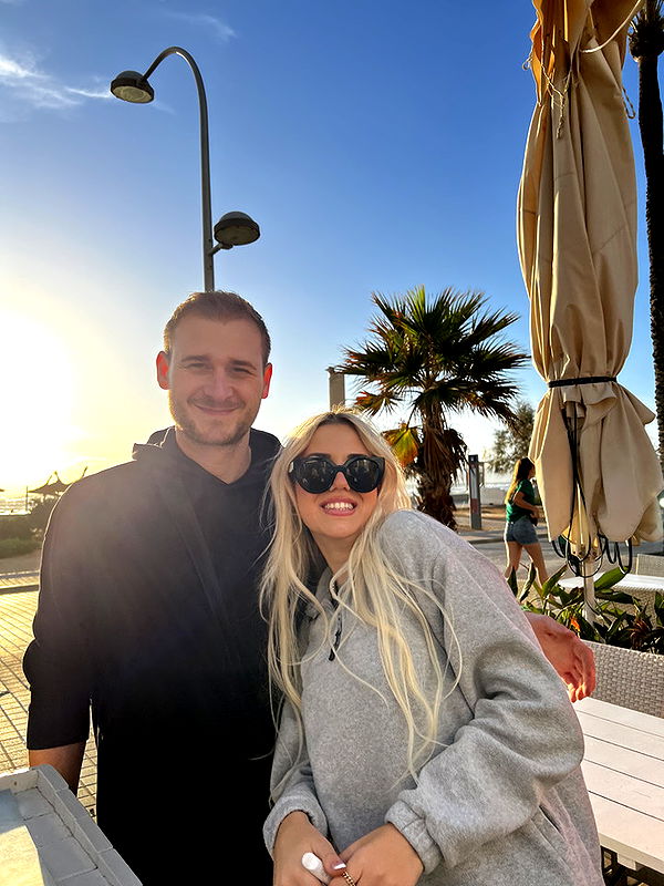 samantrasunny image ~ Altpins