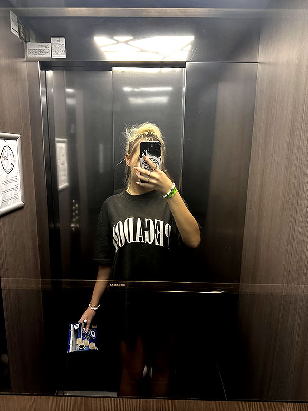 samantrasunny image ~ Altpins