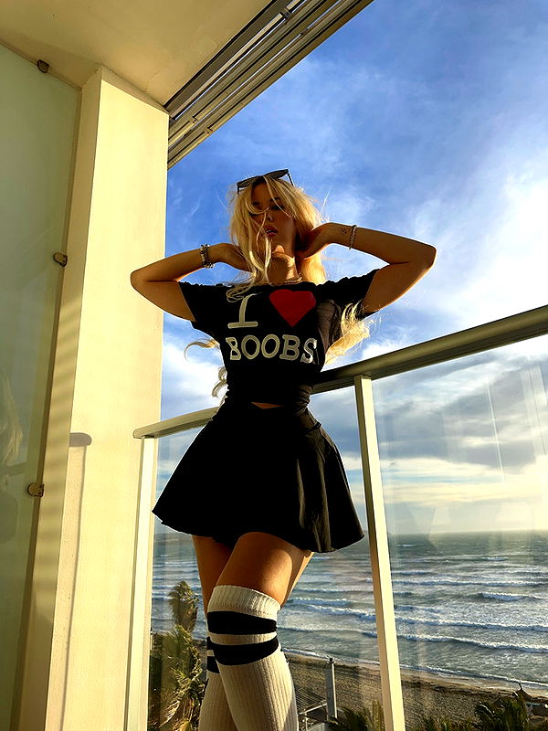 samantrasunny image ~ Altpins