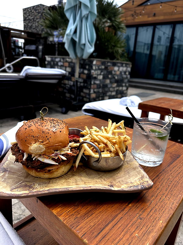 samantrasunny image ~ Altpins