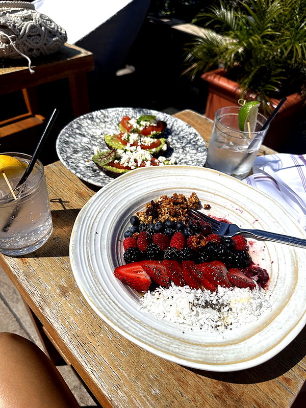 samantrasunny image ~ Altpins