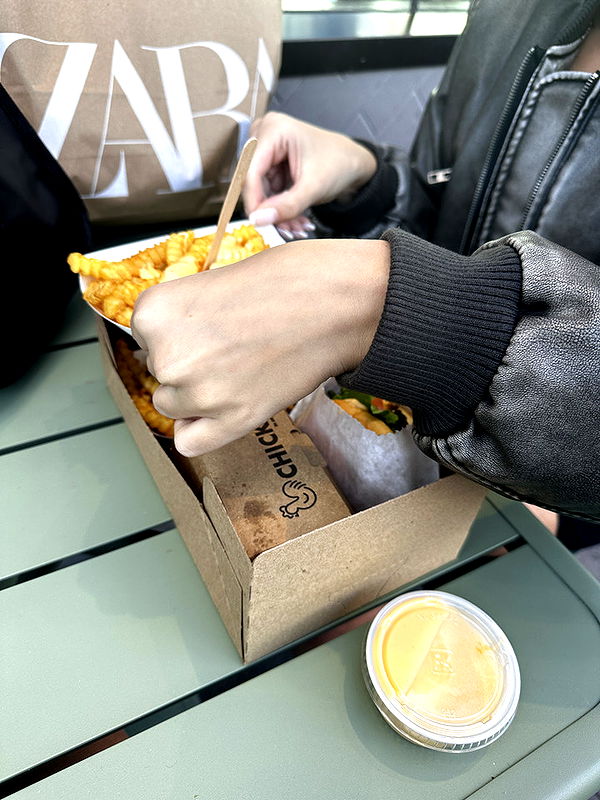 samantrasunny image ~ Altpins