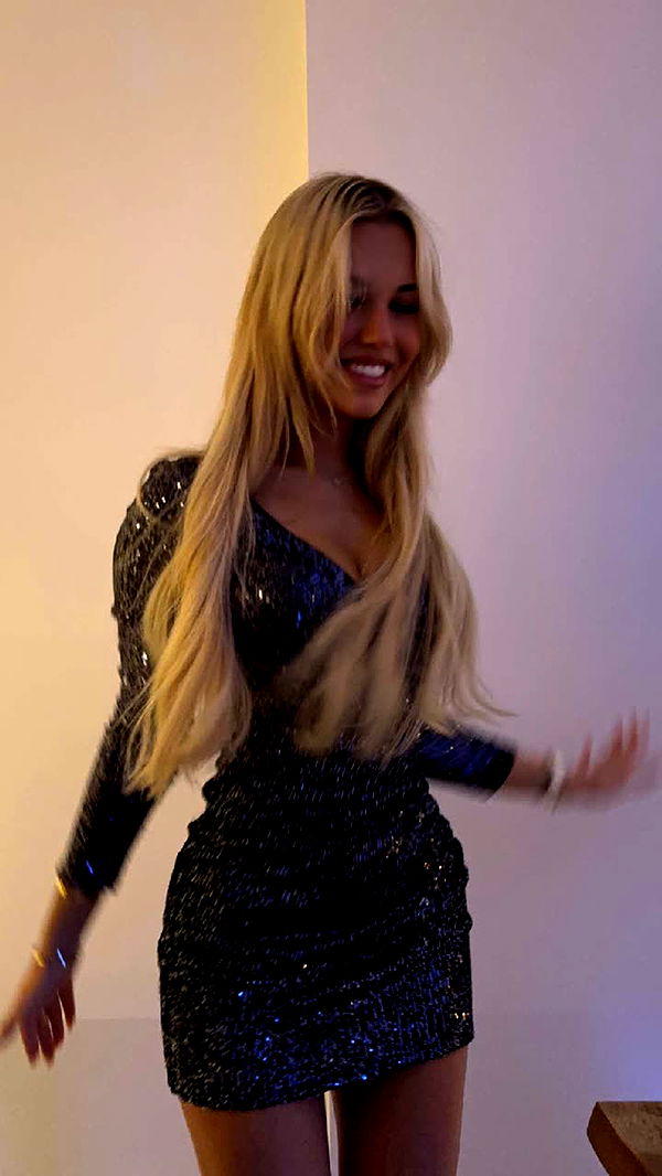 samantrasunny image ~ Altpins