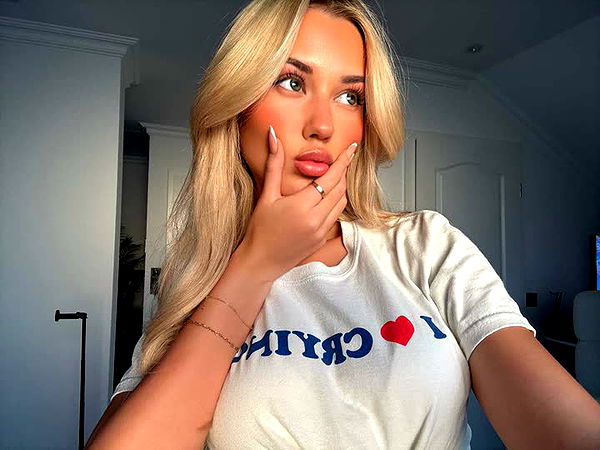 samantrasunny image ~ Altpins