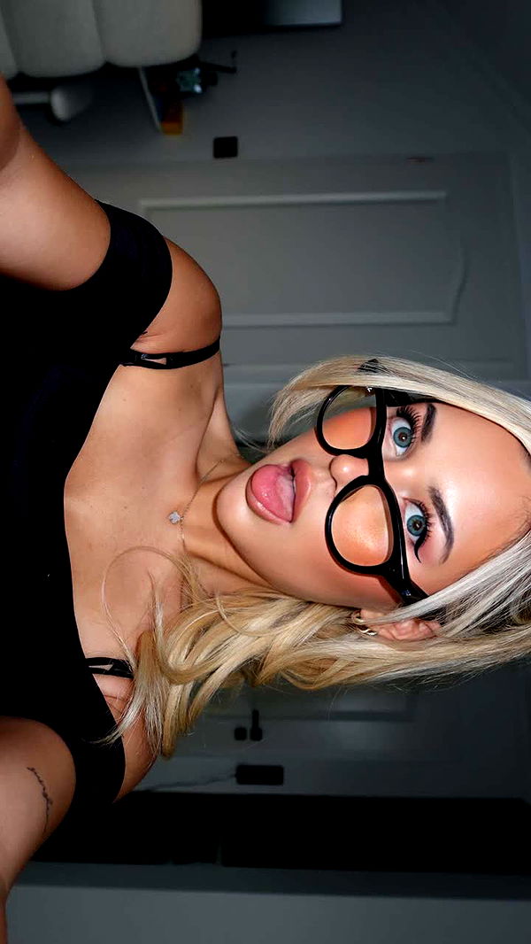 samantrasunny image ~ Altpins