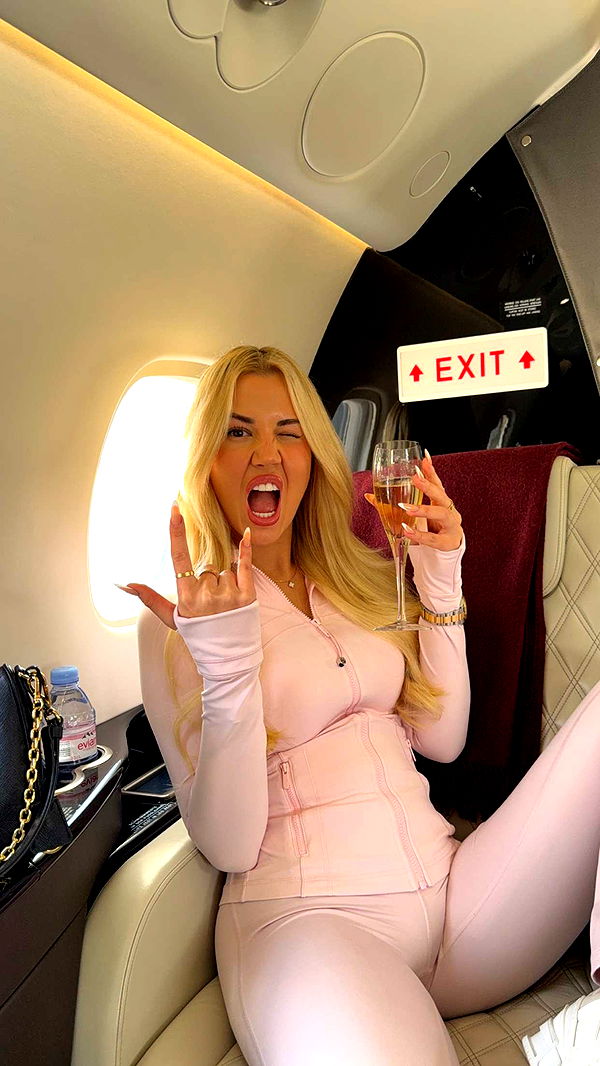 samantrasunny image ~ Altpins