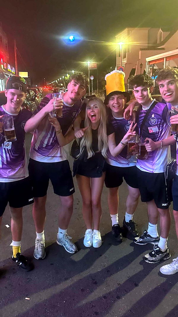 samantrasunny image ~ Altpins