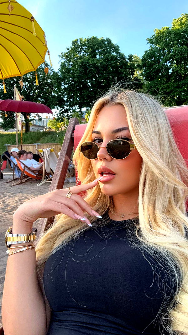 samantrasunny image ~ Altpins