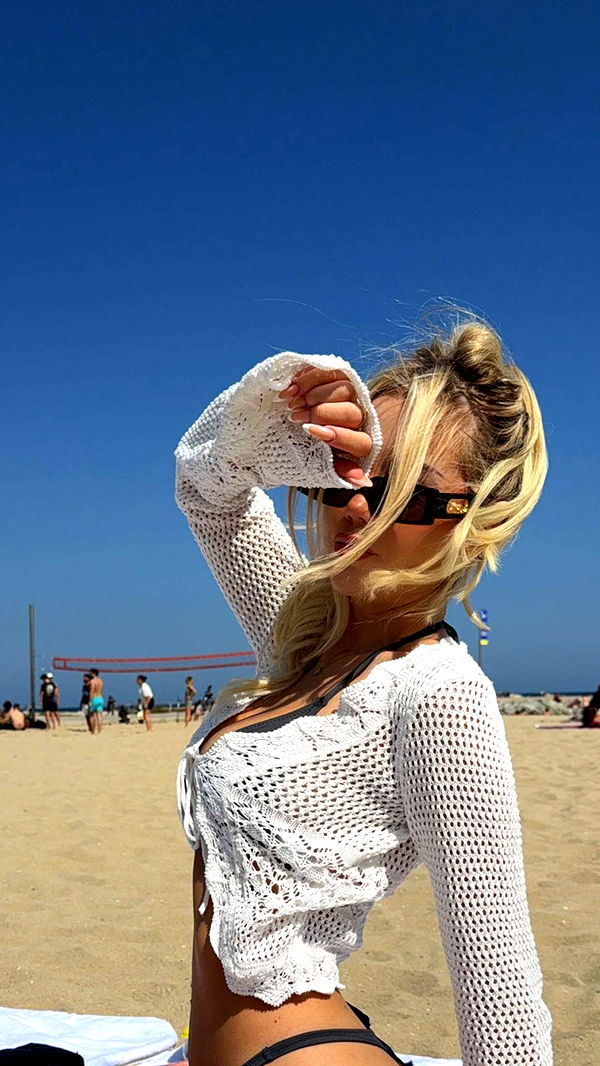 samantrasunny image ~ Altpins