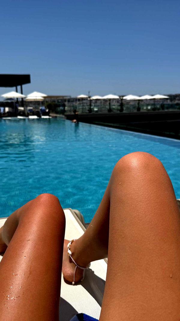 samantrasunny image ~ Altpins