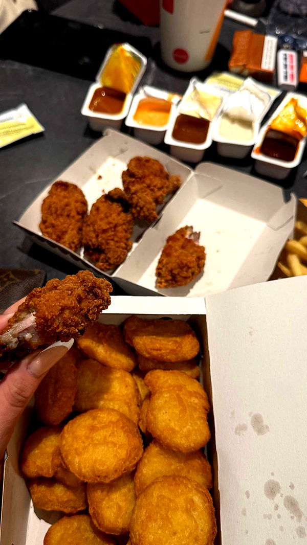 samantrasunny image ~ Altpins