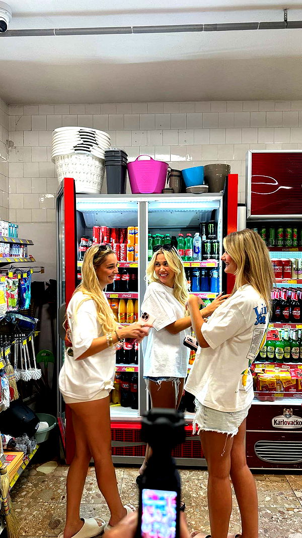 samantrasunny image ~ Altpins