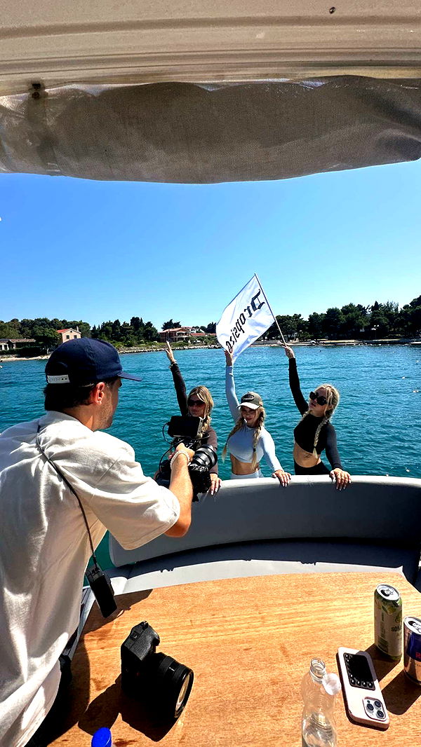 samantrasunny image ~ Altpins