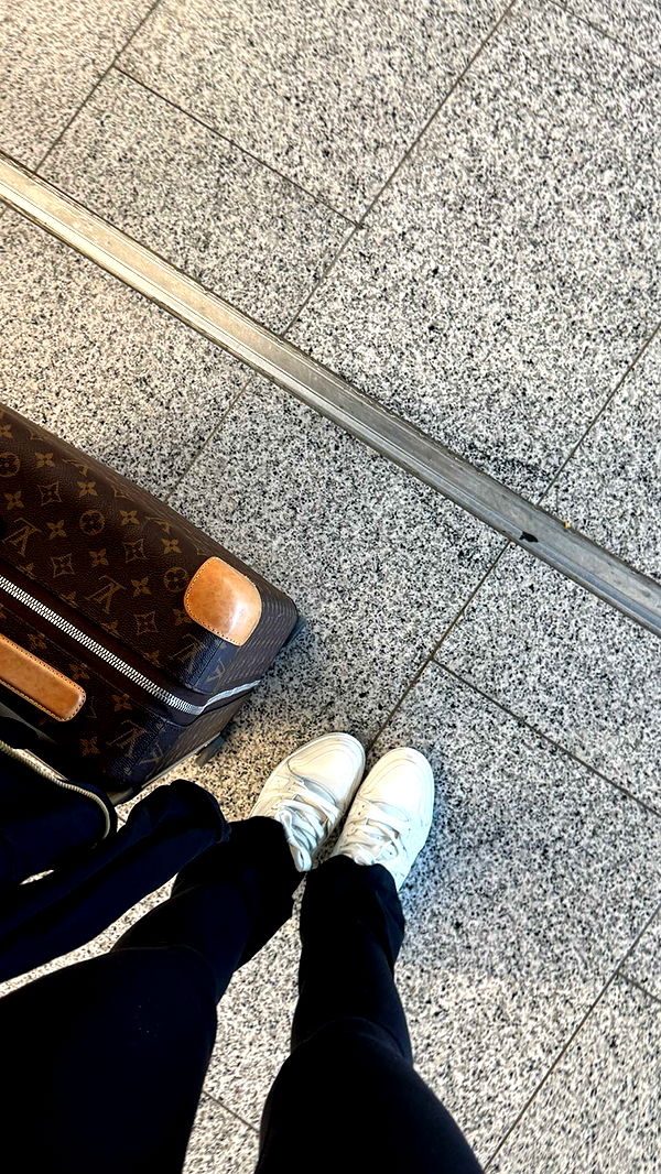 samantrasunny image ~ Altpins