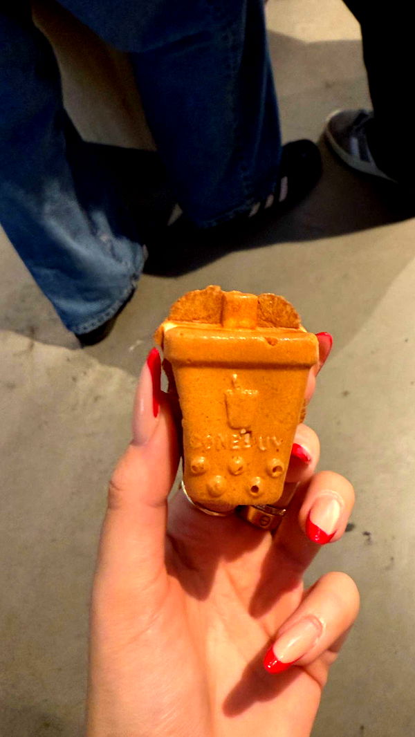 samantrasunny image ~ Altpins