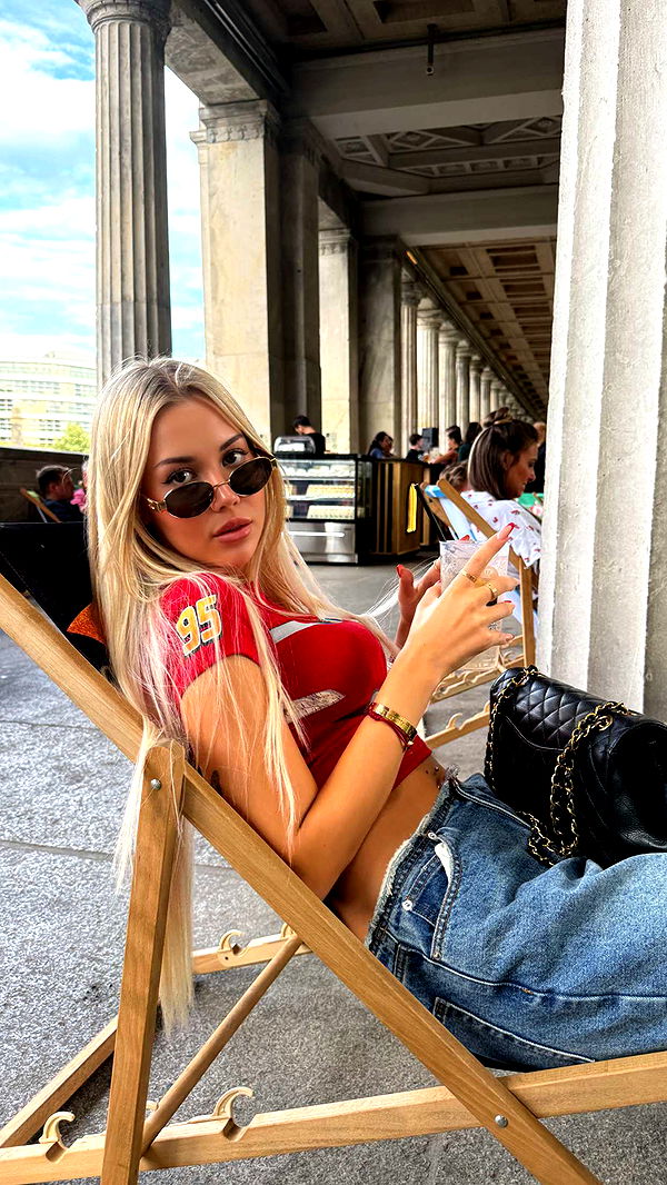 samantrasunny image ~ Altpins