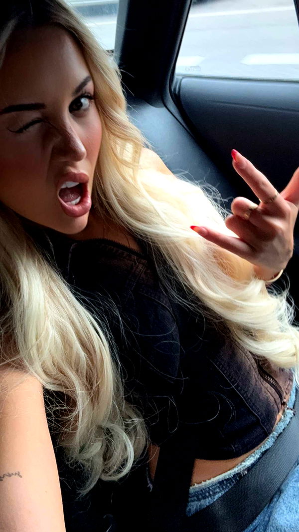 samantrasunny image ~ Altpins