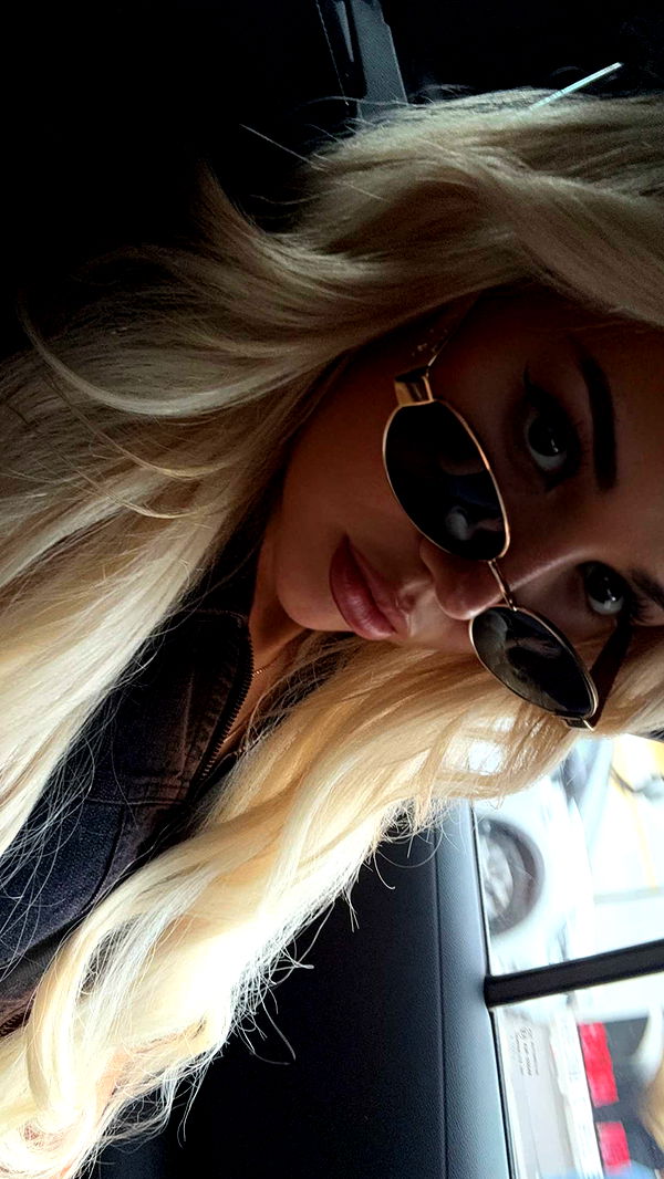 samantrasunny image ~ Altpins