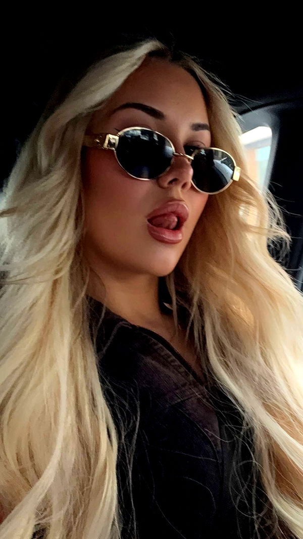 samantrasunny image ~ Altpins