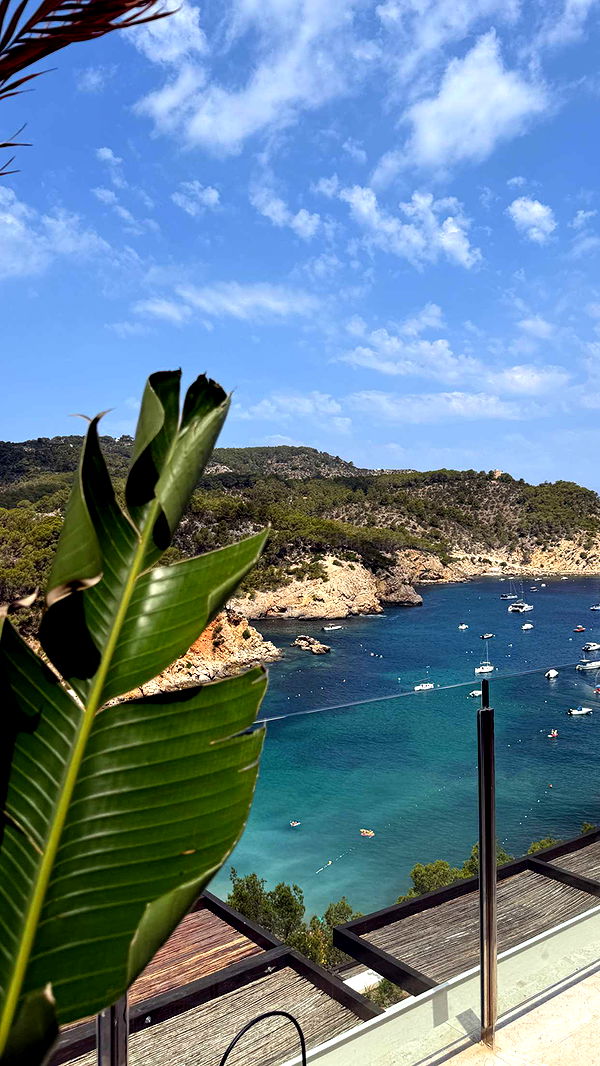 samantrasunny image ~ Altpins