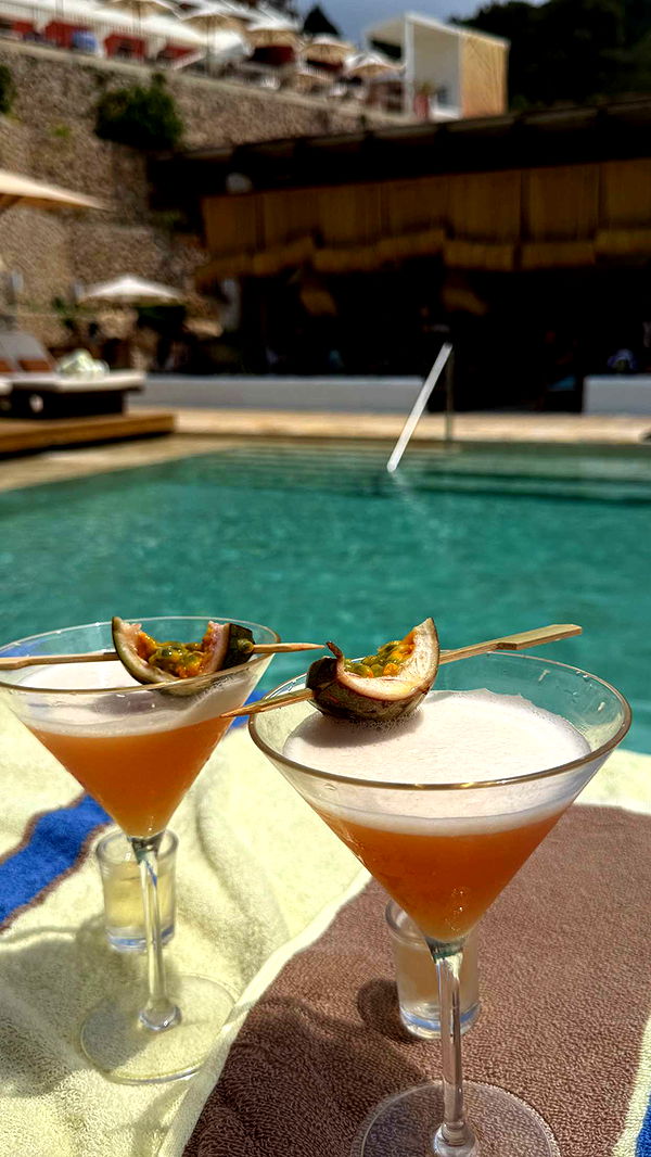 samantrasunny image ~ Altpins