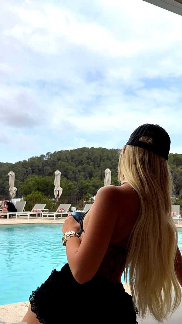 samantrasunny image ~ Altpins